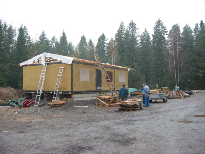 kerhotilat-rakennus-kate